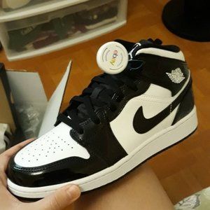 Nike Air Jordan 1 Mid SE ASW Carbon Fiber B&W